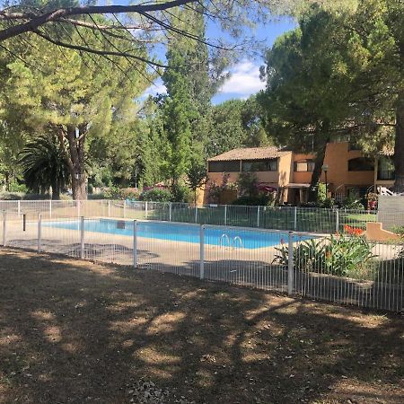 Appartement 238 Village Les Salicornes Арль Экстерьер фото